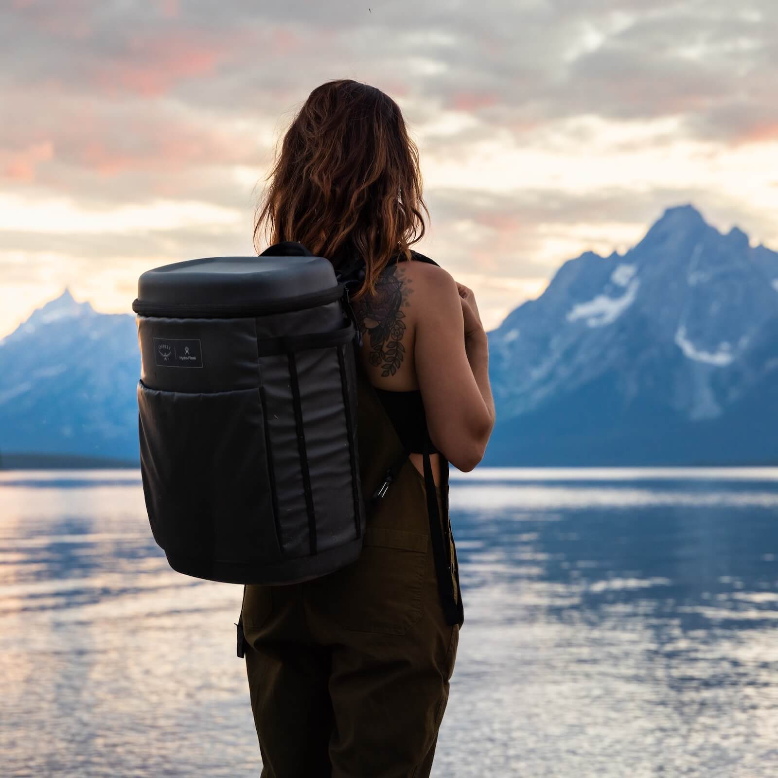 Osprey x Hydro Flask 22 L Backpack Cooler - Image 7