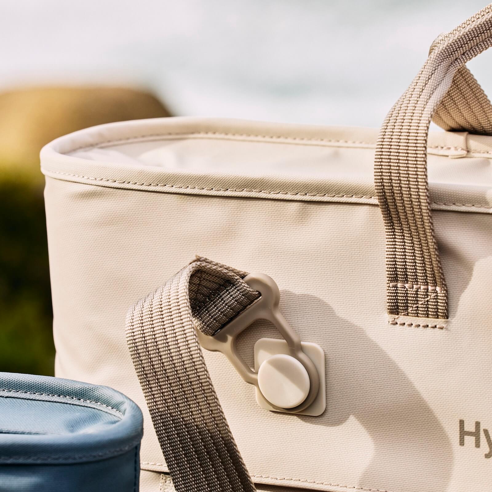 Carryout Soft Cooler Tote 20 L - Image 7
